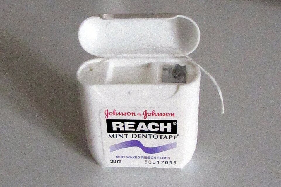 Diş İpi Mumlu 50m